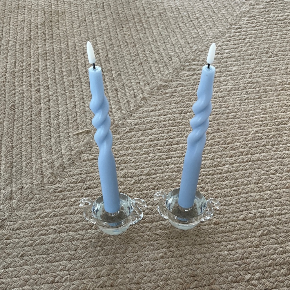 Pair of Clear Glass Vintage Swan Candle Holders - Perfect for Valentine's Day - Picture 11 of 15